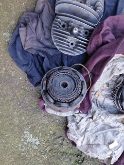 Motor velorex 350 - 12