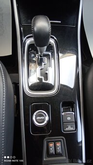 MITSUBISHI  OUTLANDER   2,0   MIVEC   4WD   CVT - 12