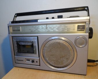 PHILIPS D8130. Panasonic RX-1650LS - 12