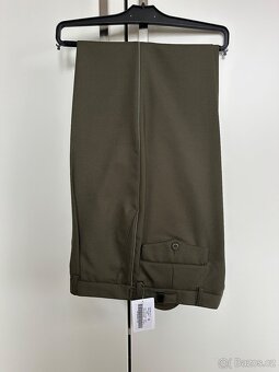 Slavnostní uniforma Vojenské Policie + boty a doplňky - 12