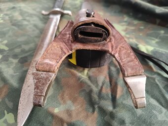 Německý bodák - 12