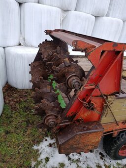 Rozmetadlo hnoje Krone - 12