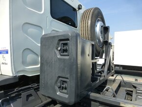 RENAULT MIDLUM 300, 16t + HÁKOVÝ NOSIČ PALFINGER 10t - 12