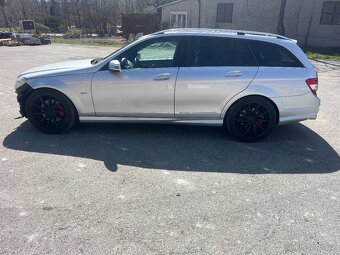 Mercedes-Benz C350 CDI - 12