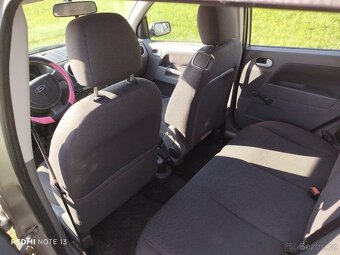 Ford Fusion - 12