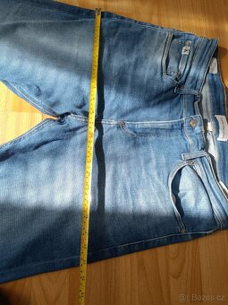 Džíny Calvin Klein - 12