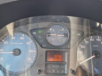 Peugeot Partner Tepee 1.6HD-i rok 2014 - 12
