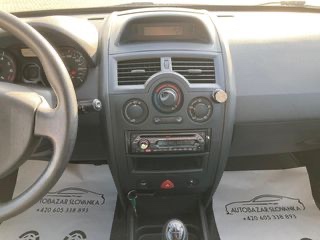 Renault Megane 1.4 Benzín 72 kW, Nová STK - 12