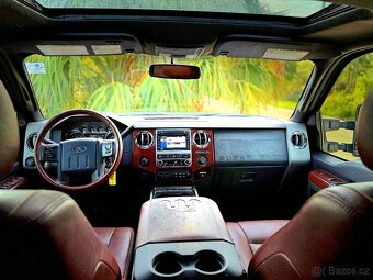 2011 Ford F-350 6.7 V8 PowerStroke | King Ranch - 12