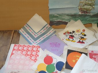 Ubrousky, etikety,obálky a jiné. - 12