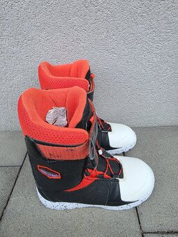 Snowboard BURTON PUNCH, 130 cm + boty - 12