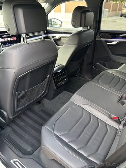 Volkswagen Touareg 3.0 V6 TDI R-Line 4Motion BLACK OPTIK - 12
