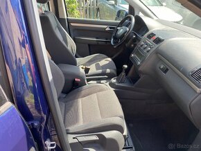 Volkswagen Touran, 2,0FSI,7mist,nové rozvody - 12