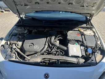 Mercedes Benz Třída A 180d 100kW AMG - 12