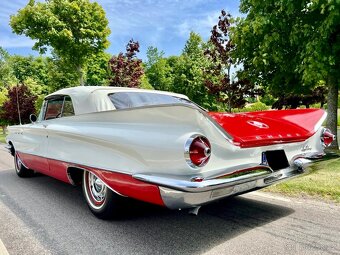 1960 Buick Lesabre Convertible - 12