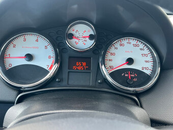 Peugeot 207cc 1.6i kabriolet, velmi zachovalý - 12