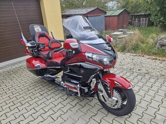 Honda goldwing 1800 - 12