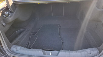 Jaguar XF, E-Performance " MANUÁL " dohoda jistá - 12