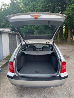 Škoda Octavia 1 combi 1.6 75kW - 12