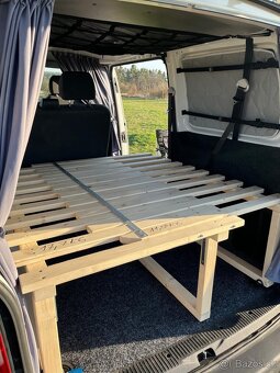 BUS VW T5 / 103kW / 9MÍST : multifunkční koncept - 12