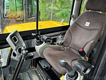 JCB 85Z-1 pásová rypadlo - 12
