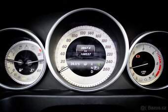 Mercedes-Benz E trieda Kombi 350 BlueTEC Avantgarde 4matic - 12