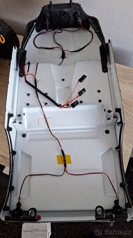 RC Axial Jeep cj7 - 12