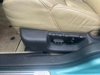 V70 R 220kw, 4x4 manuál, 158 tis km. - 12