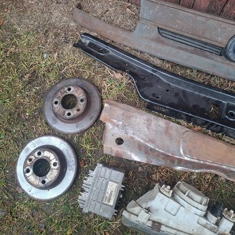 Škoda Felicia směska dílů - 12