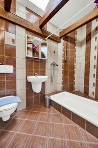 Prodej jedinečného penzionu v Příboře - 12