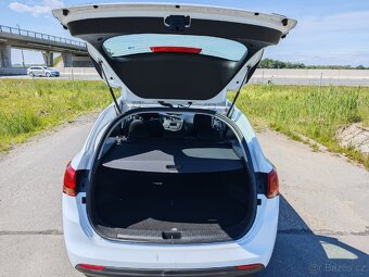 Kia Ceed levně 1,4CrDi 66kW r.v.2015 - 12