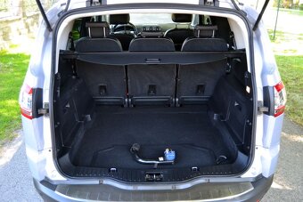 Ford S-Max 2.0 TDCI 120kW Titanium TOP STAV - 12