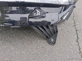 Dacia jogger leve predni svetlo - 12