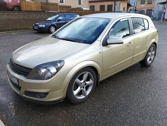 Opel Astra turbo - 12