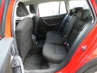 Škoda Octavia 2.0 135 kW 4x4 DSG Scout, ČR - 12