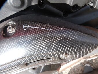 Ducati monster 1200 r - 12