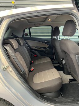 Fiat Bravo, 66 kW, 1.4i, KLIMA, PANORAMA - 12