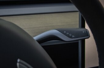 Tesla Model Y Long Range 378kW - 12