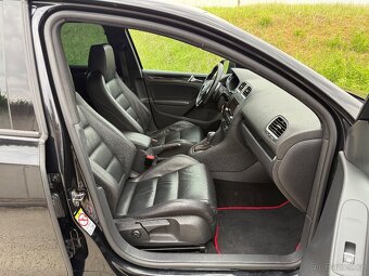 Volkswagen Golf VI GTI 2.0 TSI DSG - 12