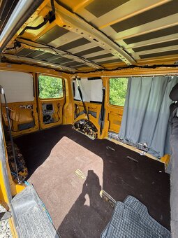 VW Transporter T5 (+ spací vestavba) - 12