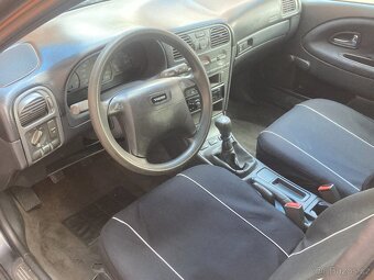 VOLVO V40 1,8i tažné, alu kola - 12
