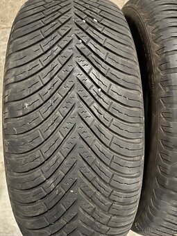 Zimní gumy Vredestein 205/55 R16 - 12