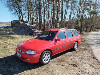 Escort  combi 1.8 TD Nová STK - 12