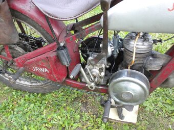 JAWA VILLIERS r.v.1934 bez dokladů dlouhá léta na půdě - 12