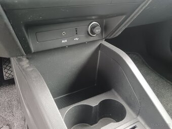 Fabia III 1.2 TSi 66kw klima vyhrev 2016 - 12