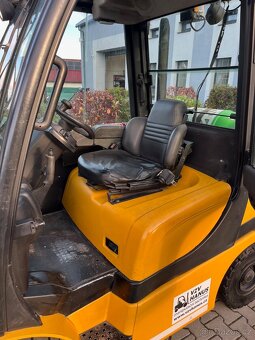 Vysokozdvižný vozík YALE GLP35VX - 12