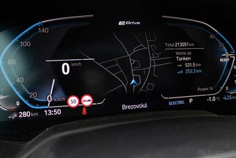 BMW X5 xDrive 45e 210kW AT/8 2020 - 12