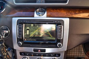 Volkswagen Passat Variant 2.0 TDI BMT Highline DSG - 12