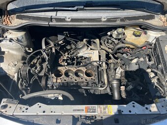 Opel Astra J - díly z vozu - 12