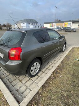 Toyota Corolla - 12